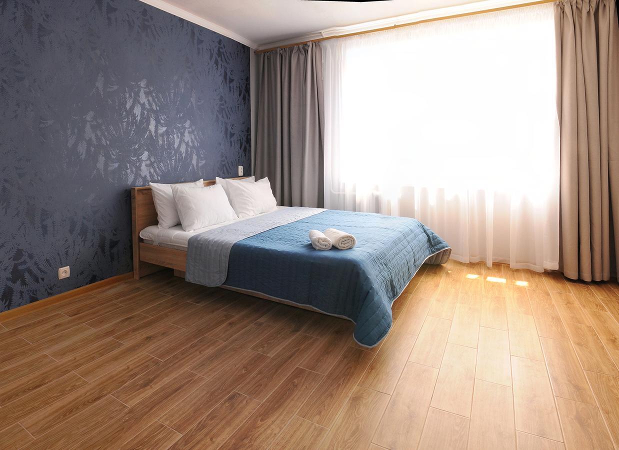 Scandinavian Poltava Apartments With 2 Rooms, 3 Beds 1 Sofa Eksteriør billede